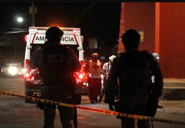 Masacre en México: Comando asesina a 11 personas en campo de fútbol - La Tribuna