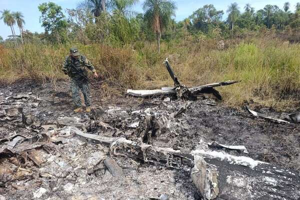 AUDIO: Avioneta incinerada en Concepción: “Se presume que es un vuelo ilícito”, dicen desde Fuerza Aérea Paraguaya - La Primera Mañana - ABC Color