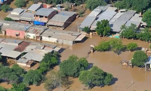 Falta de mantenimiento del canal provoca desbordes del Pilcomayo en Boquerón - OviedoPress