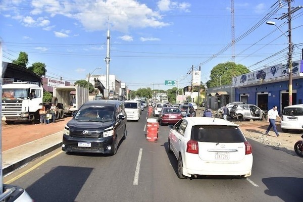 Obras de desagüe pluvial cierran carril de salida de Eusebio Ayala este lunes - ADN Digital