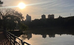 Inicio de semana con ambiente caluroso y probabilidad de chaparrones