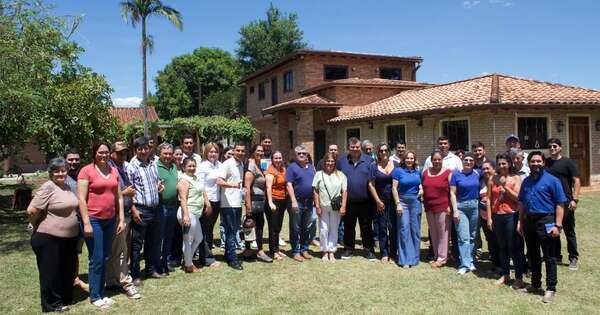 La Nación / Tres movimientos del PLRA acuerdan candidatura única en Mbuyapey
