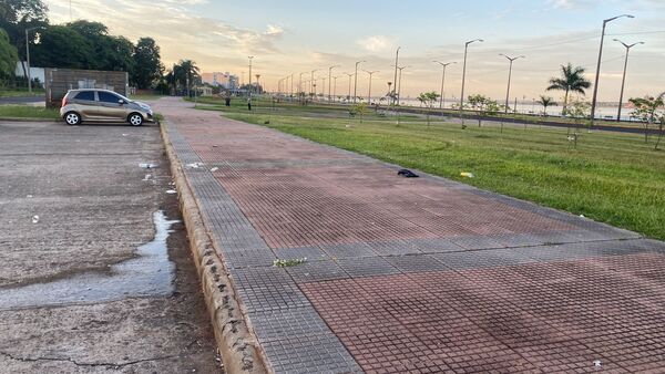 “Farristas Puercos” en la costanera de Encarnación