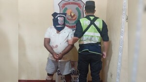 Chiquito, pero peligroso: armó sarambí en una fiesta, fue detenido y garroteó a un preso en el calabozo