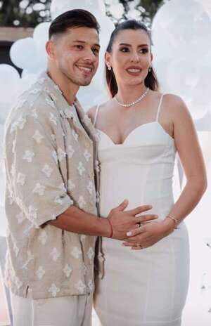 ¡Óscar Romero ya conoce el sexo de su segundo hijo en camino! - Gente - ABC Color