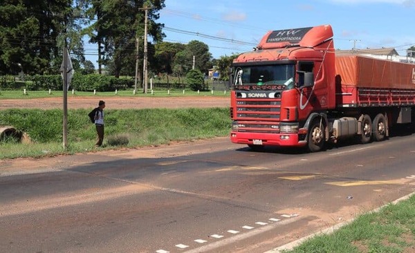 “Trampas mortales” en el asfalto: Denuncian proliferación de lomadas sin señalizar en rutas principales - La Tribuna