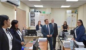 Ministros Benítez Riera y Martínez Simón visitaron la sede judicial de Alberdi