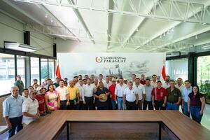 Peña anuncia mayor inversión para el campo tras reunión directa con productores - El Trueno