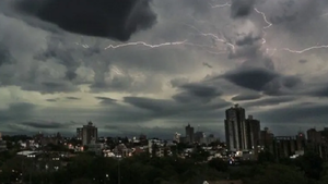 Estos son los ocho departamentos en zona de tormentas para esta tarde - Noticiero Paraguay