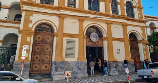 Diario HOY | Reportan considerable aumento de contribuyentes en el RUC