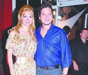 Egny Ecker habló del pasado de Junior, ¿estamos ante un infiel por naturaleza? - Chismes, Arte y Espectáculo  - Churero.com