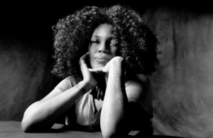 LUn Macy Gray llega a Paraguay con su gira 25th Anniversary Tour de On How Life Is