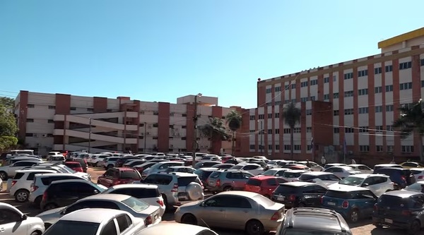 Clínicas aparta a dos funcionarios por supuesta venta de turnos a G. 100.000