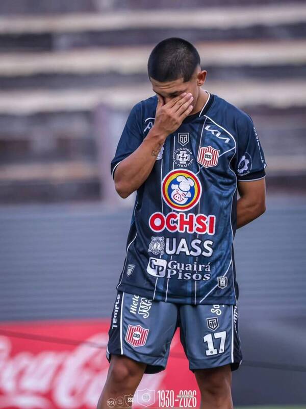 Péndex lloró a chorros en su debut en Primera