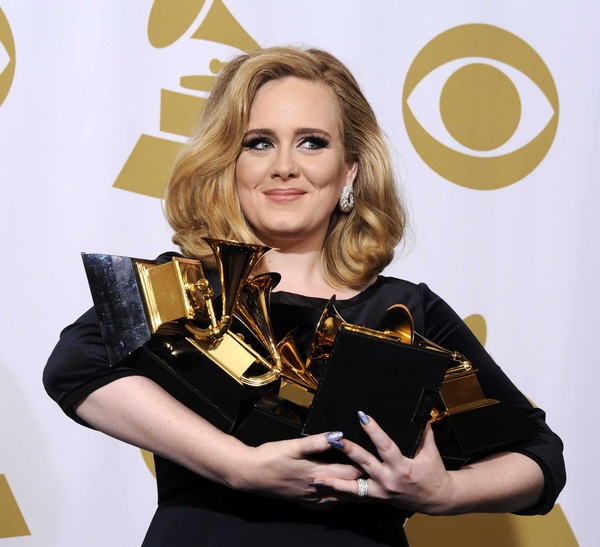 Adele hace historia: "21" es el disco femenino más vendido