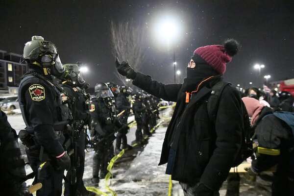 Líder del ICE sale de Minnesota tras la muerte de dos civiles - Mundo - ABC Color