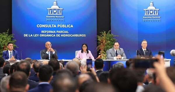 La Nación / Venezuela prevé un aumento del 55 % en la inversión petrolera para 2026