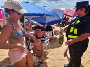 ¿Por qué la Policía Municipal Realiza Controles en la Playa de Encarnación?