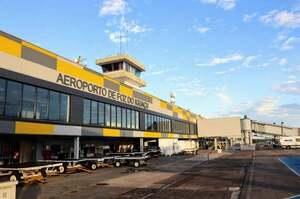 Detienen a una paraguaya en el Aeropuerto de Foz con “medicamentos para adelgazar” - La Tribuna