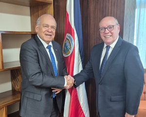 El presidente de la Corte Suprema de Justicia mantuvo una reunión con su par de Costa Rica