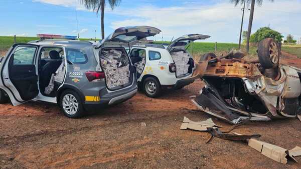 Cae cigarrillo de supuesto contrabando de Paraguay en un vehículo que volcó en Brasil