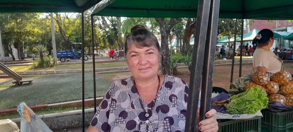 PRODUCTOS FRESCOS Y ECONÓMICOS EN LA FERIA DE LA AMISTAD