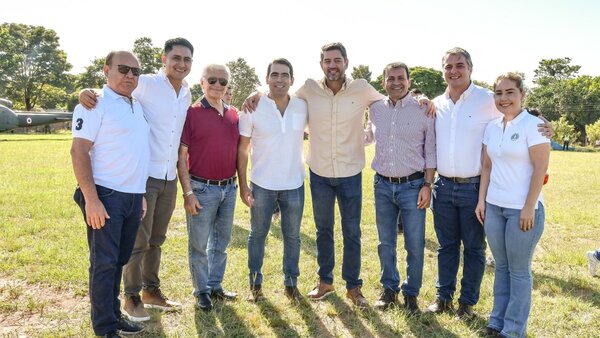 Video: Pedro Alliana es tratado de "próximo presidente" en Caaguazú