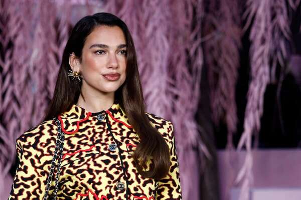 Dua Lipa, divina en el desfile de Chanel - Gente - ABC Color