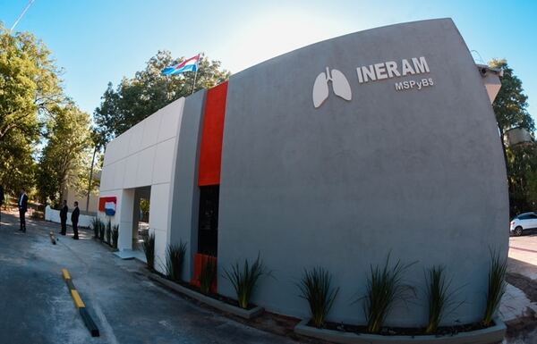 INERAM moderniza su quirófano con tecnología de punta para cirugías mínimamente invasivas - La Tribuna