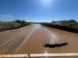 Río Pilcomayo desciende, pero hay 37 familias aisladas - Nacionales - ABC Color