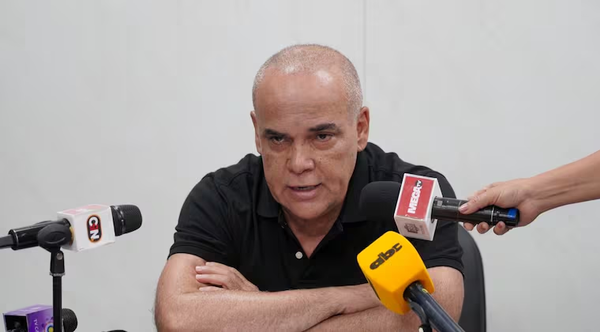 Convocarán a titular de la Caja Parlamentaria para debatir sobre eventual reforma - Noticiero Paraguay