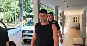 Diario HOY | Detienen a dos policías corruptos tras “apriete” a brasileños en Alto Paraná