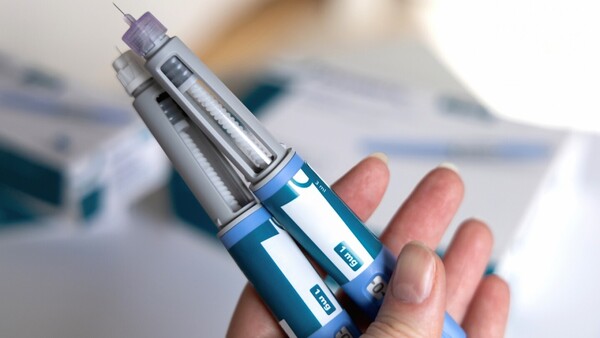 Escondió bolígrafos adelgazantes entre su ropa interior