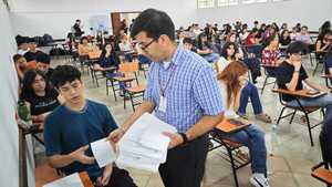 Becas del Gobierno: examen se rige por estricto protocolo de seguridad - ADN Digital