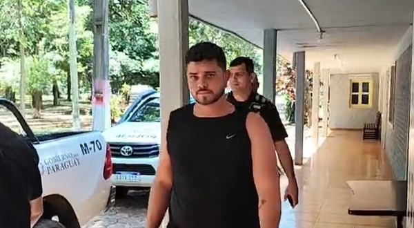 Detienen a dos policías por supuesta extorsión a turistas brasileños en Alto Paraná