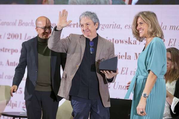 El mexicano David Toscana, Premio Alfaguara de Novela 2026 por ‘El ejército ciego’ - Literatura - ABC Color