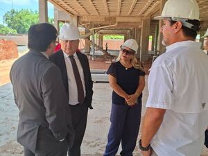 Ministro Jiménez Rolón verificó el avance de obras en futuras sedes judiciales de J. Augusto Saldívar y Fernando de la Mora