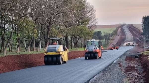 Vialeras urgen una solución para una Caja Fiscal “insostenible” - Economía - ABC Color