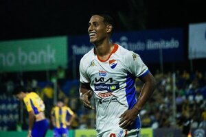 Nacional reaccionó en el complemento y se aferra a la punta - La Tribuna