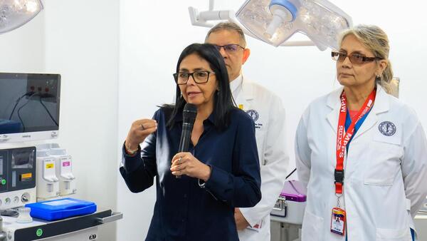 Delcy Rodríguez anuncia desbloqueo de activos venezolanos en EE.UU. tras diálogo con Trump