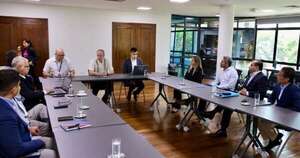 La Nación / MEF se reúne con farmacéuticas para ordenar pagos y reducir deuda