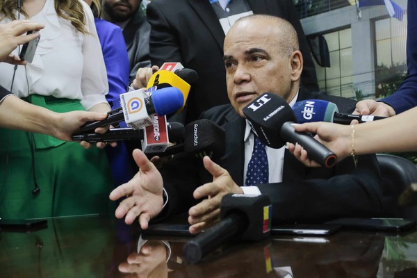 Reforma de la Caja Fiscal: El debate de la jubilación VIP