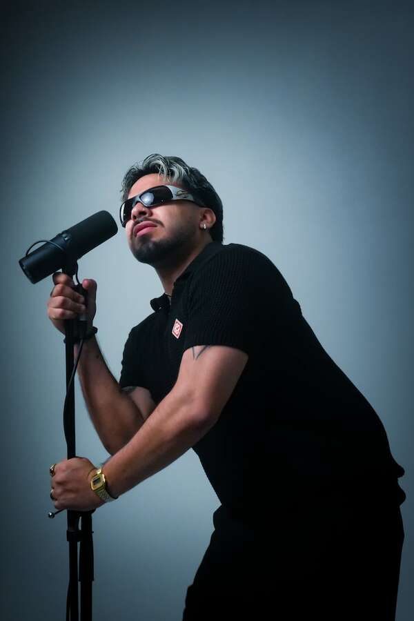 Canciones, recuerdos y constancia: la vida musical de Nicolá - Música - ABC Color