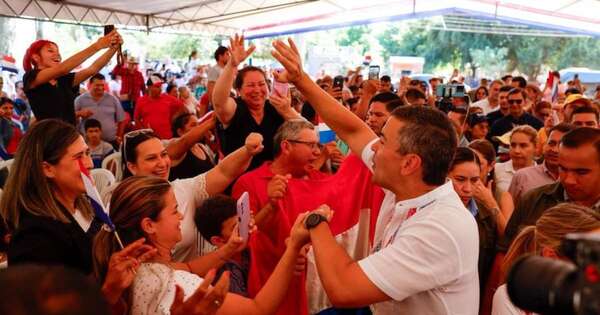 La Nación / Peña anuncia ley para regularizar 50 mil propiedades campesinas