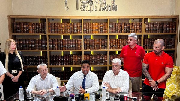 Tuma se suma a Centurión y Wiens y forman bloque contra el cartismo