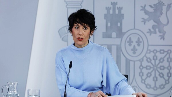 España regularizará de un plumazo a medio millón de migrantes