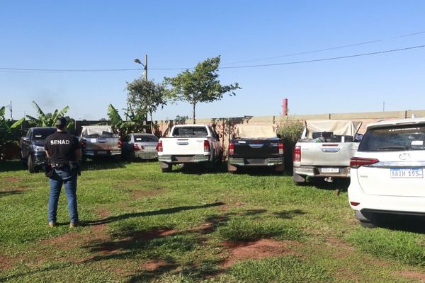 Juez ordena secuestro de 20 vehículos del Operativo Umbral