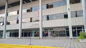 Tarifas del Ejecutivo, por muy bajas, exponen al país al desabastecimiento - Economía - ABC Color