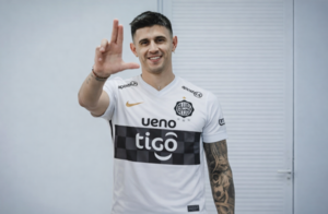 Hinchas de Olimpia se ilusionan con declaraciones de Adam Bareiro