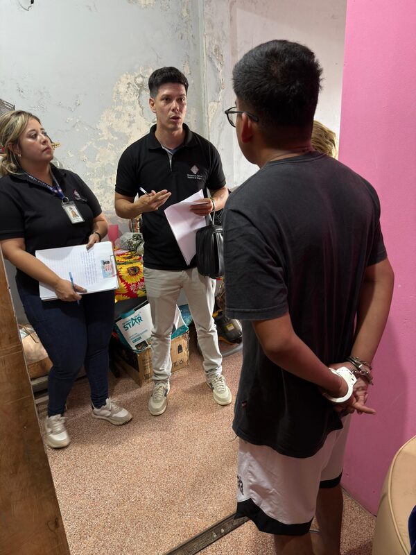 Popular / Depravado: Ho'a rapai por abuso sexual en niños